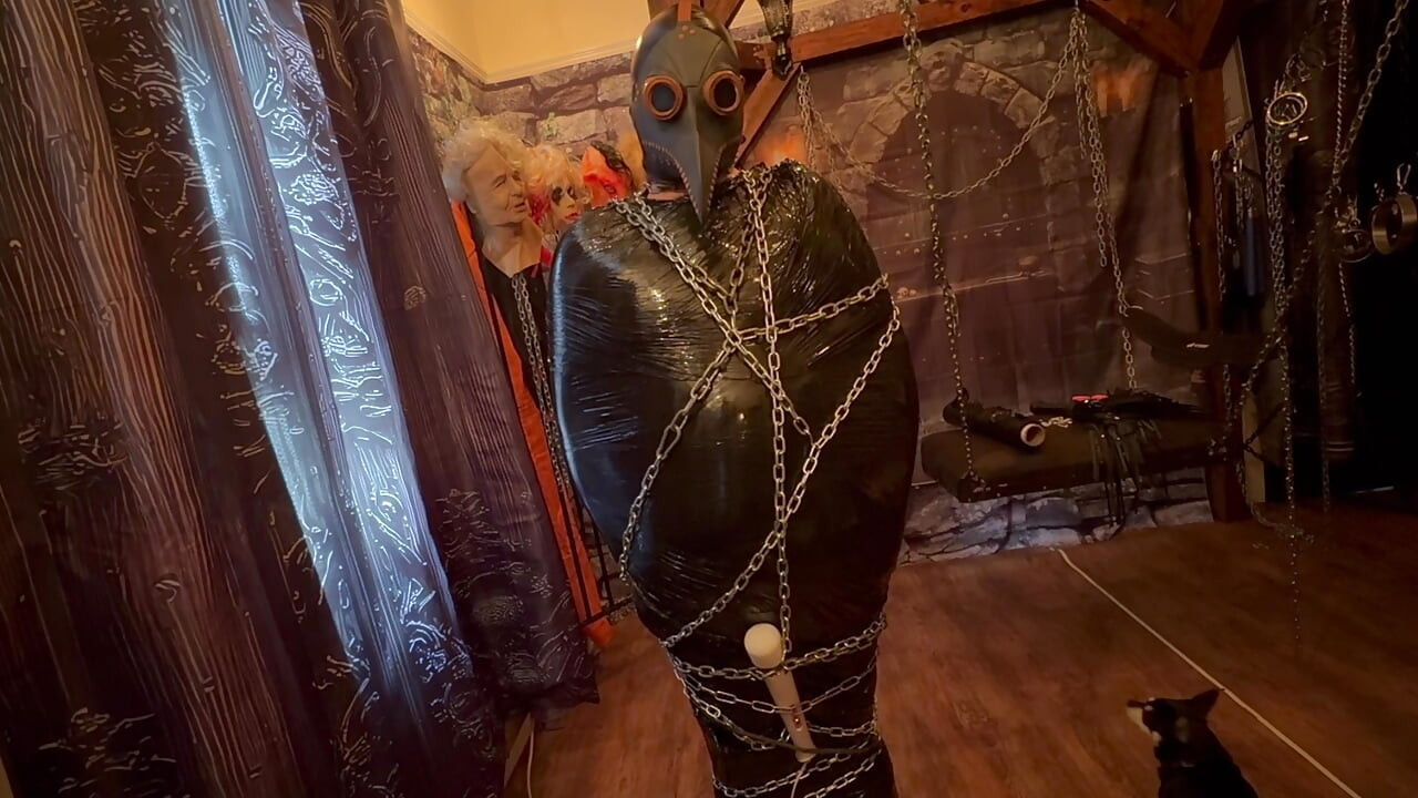 Part 1 :- Domina Satana & Bag Man pallets wrap and chains.