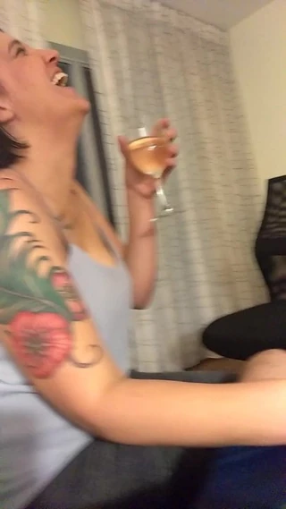 Tertangkap jacking off