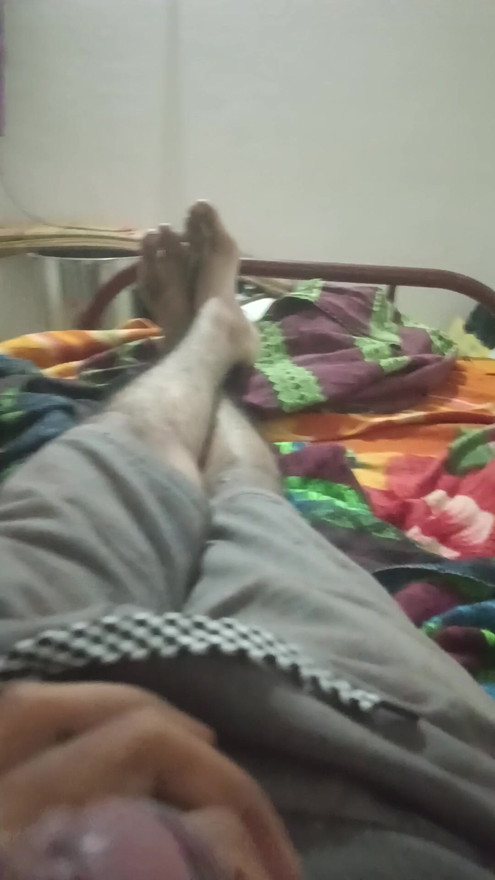 Need to baby any girl to suck to intrest.....