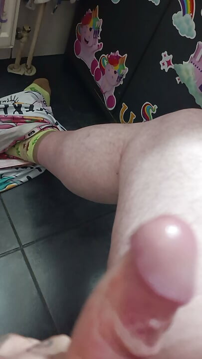 Sensitive cock tip dashed until cum