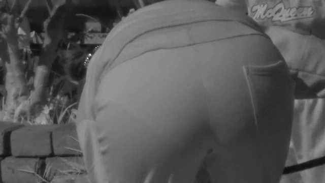 Vecina empinada en infrarrojo