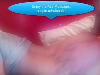 Rahul Shalini делает массаж задницы