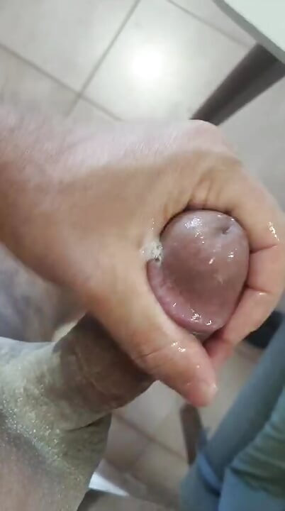 Cuckold melancap kepada isterinya