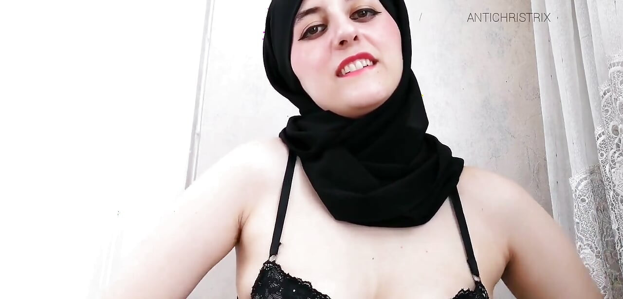 Tesettürlü domme seni azdırıyor
