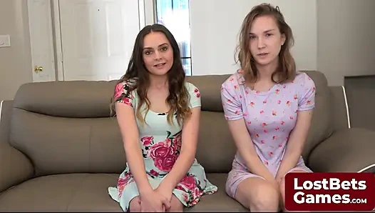 Striptiz maça oyununu şehvetli bir arzu ve oyun ziyafetine dönüştürüyor