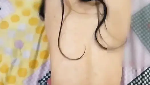 Indisches süßes mädchen wurde hart im doggystyle