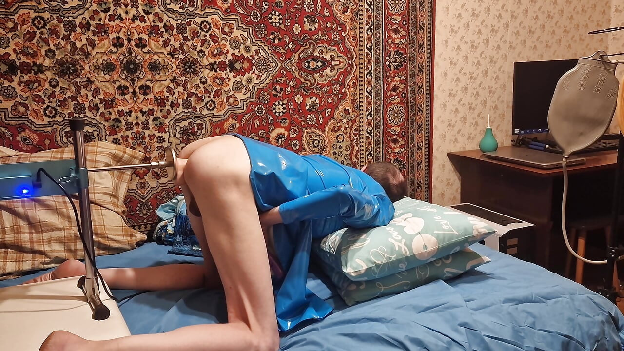 Sasha Earth sissy Crossdresser homemade amateur anal Fucking Machine