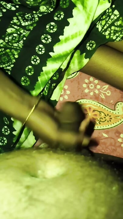 Bhabhi Ki Chud Itna Tide He Ki Andar Jata He Nahi . Fir Itna Choda Ki Bhabhi Ko Bhabhi Boli Baskaro Devar Ji Cud Fat Jayaga ..
