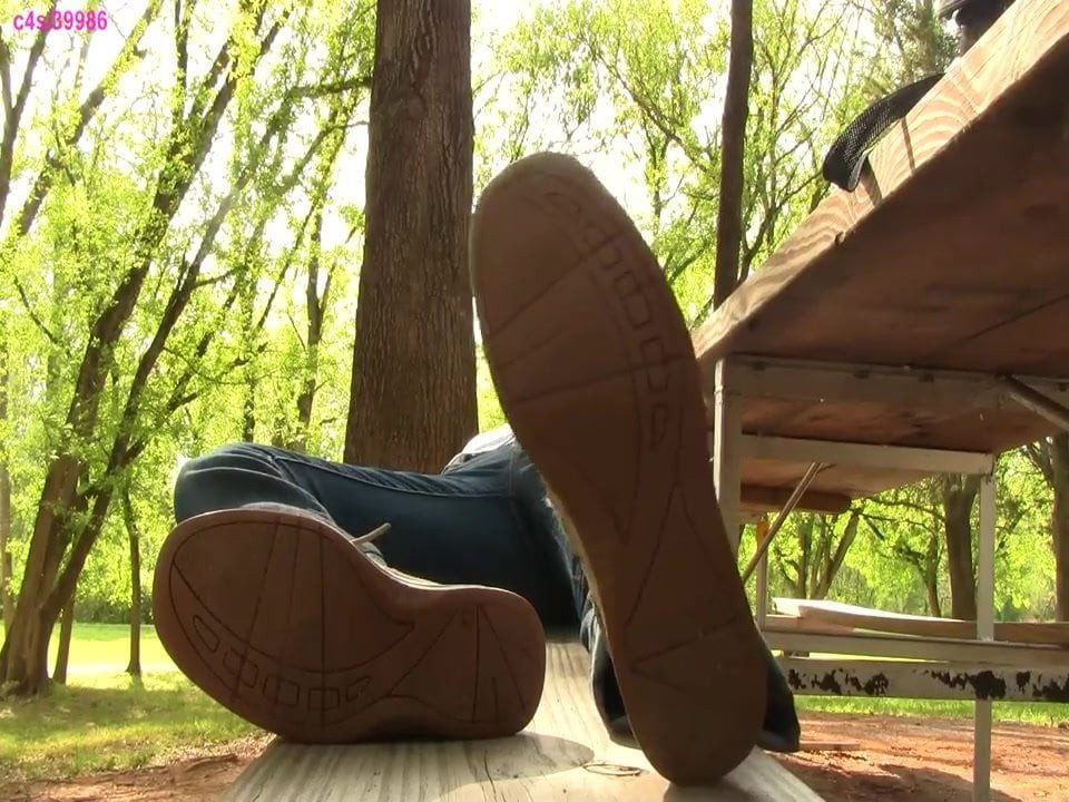 Erica's Sperry Topsider sole shot