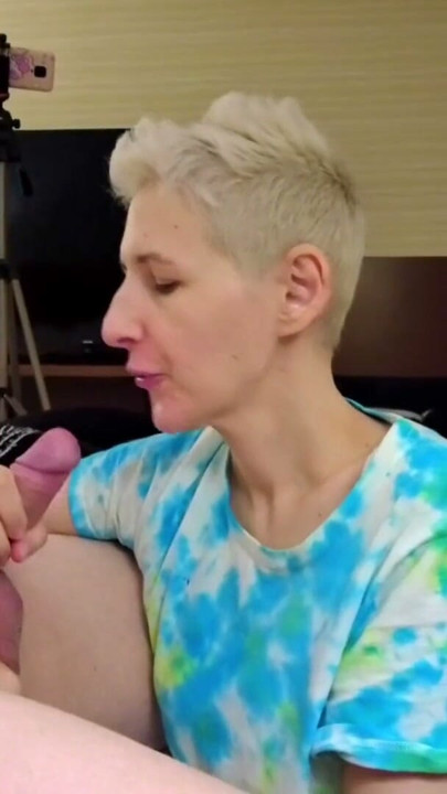 Emily licks pink balls to shine! | Clip 2