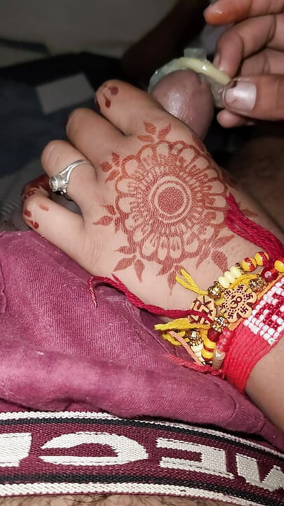 First time rakshabandhan po r aai sali ko choda hard fucking 2time