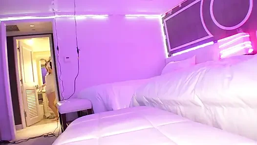 Bölüm 3: görünüşü ve kişiliği kesinlikle harika! Eğlence ve şehveti mükemmel bir şekilde dengeleyen seksi bir kadın!!