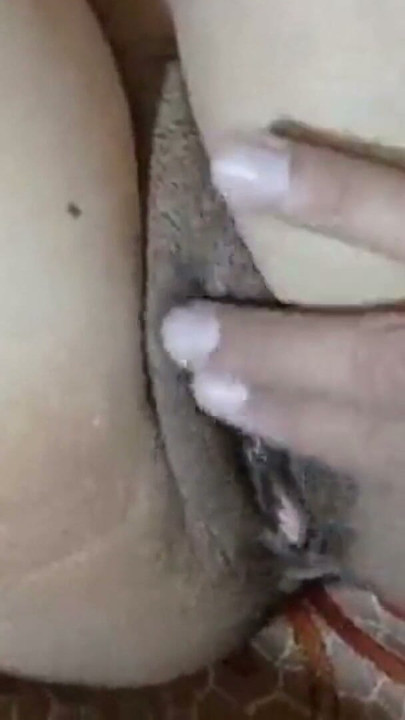 Mój przyjaciel ostro zerżnął moją cipkę - indyjskie filmy porno | Klip 1