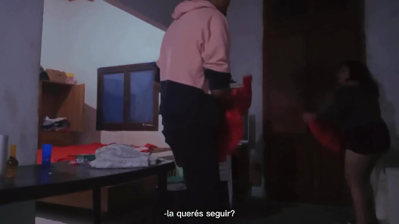 Борьба подушками нижней Испанская история Аргентины среди друзей