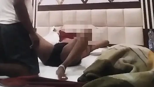 Desiboudi sex  hotel