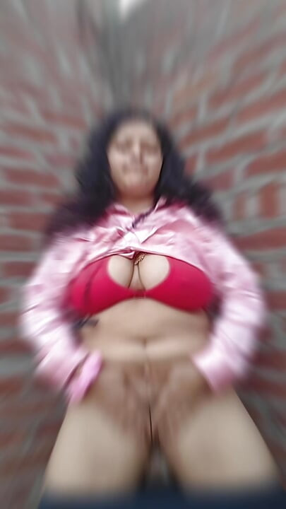 Priya ki choot ka pani