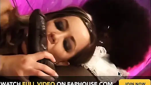 Мужчина сходит с ума от секса