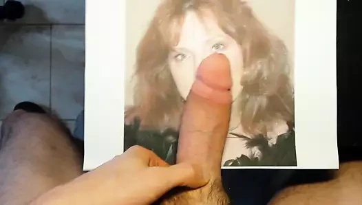 Adım annemin yüzünde yüksek sesle sikişiyor