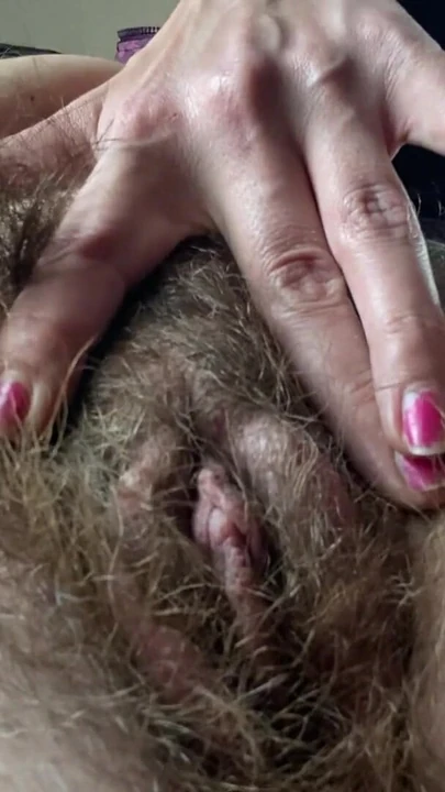 Momento épico de "10 minutos de coño peludo en tu cara"