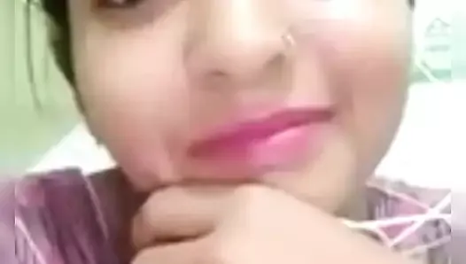 Сексуальная деревенская жена дези чатне Laga, видео