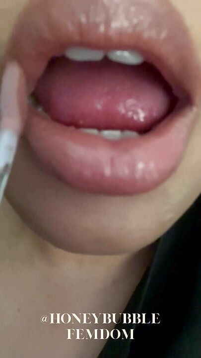 Nude Lipgloss Lip Fetish, Lip Worship, Femdom