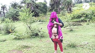 Desi Indian girlfriend Fucked Outdoor badly by his Ex boyfriend Hindi sex vidoe