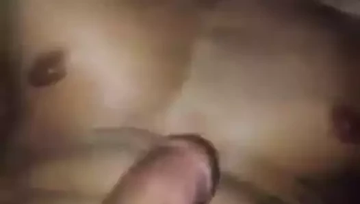 Kaslı eşcinsel boşalması