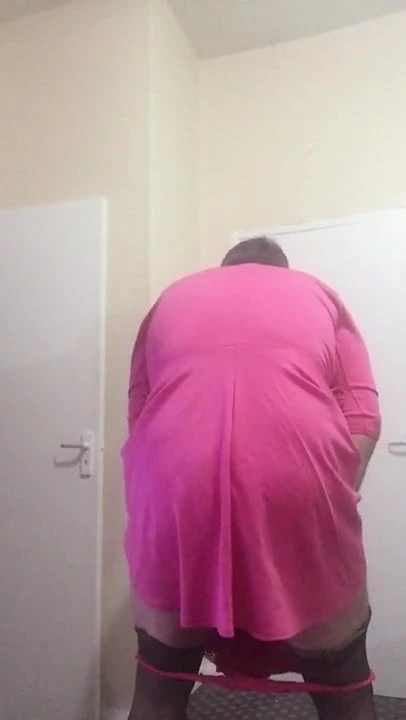 Sissy Slut Jessica Pulls Panties Down & Spreads Arse 4 Cock
