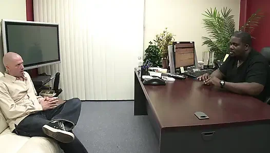 Gadis remaja sange memeknya dicrot sperma setelah dientot habis-habisan