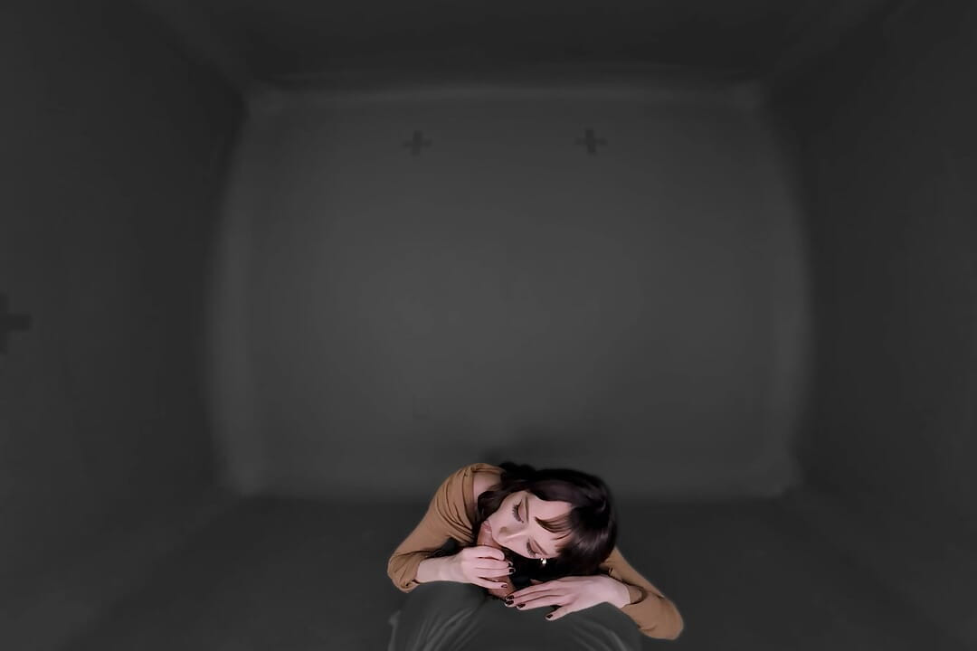 PassthroughVR 元カノラナ・スモールズとの予期せぬ遭遇が血流を刺激し、あなたのペニスに血が流れ込む