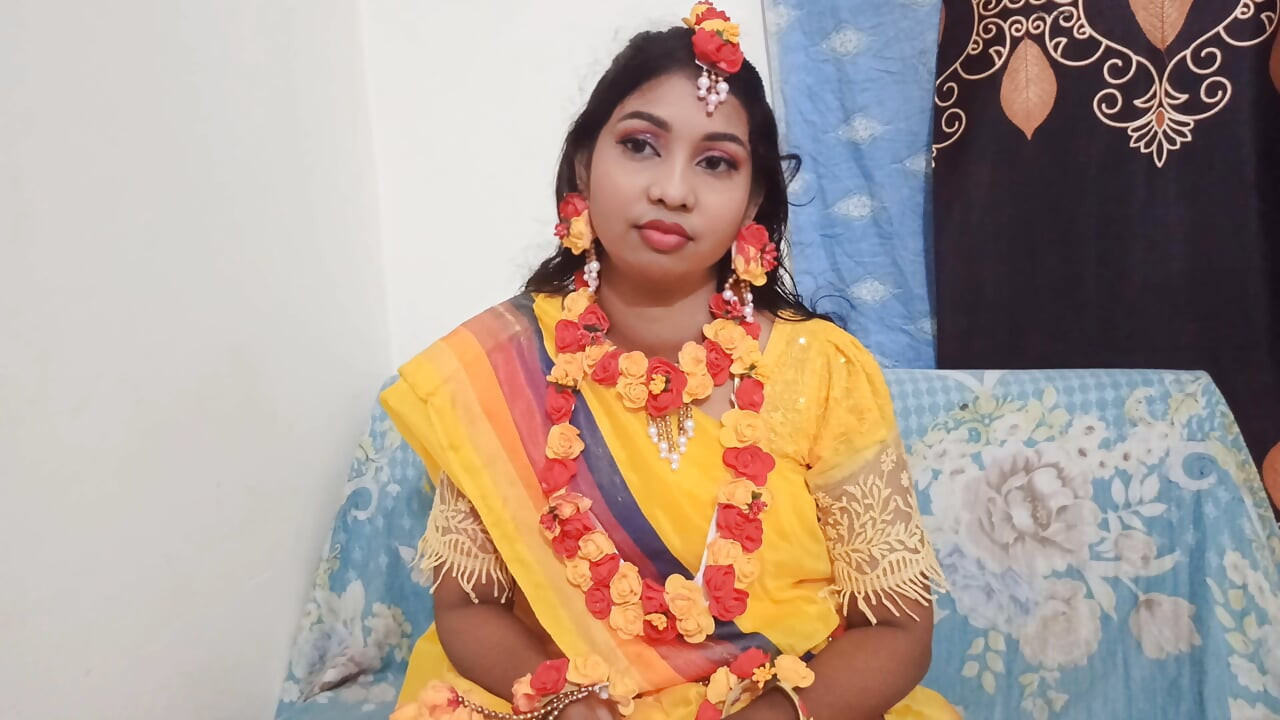 NEWLY MARRIED DESI COUPLE FIRST NIGHT SEX BENGALI BAD VOICE ENJOYING MY SEXUAL VIDEO