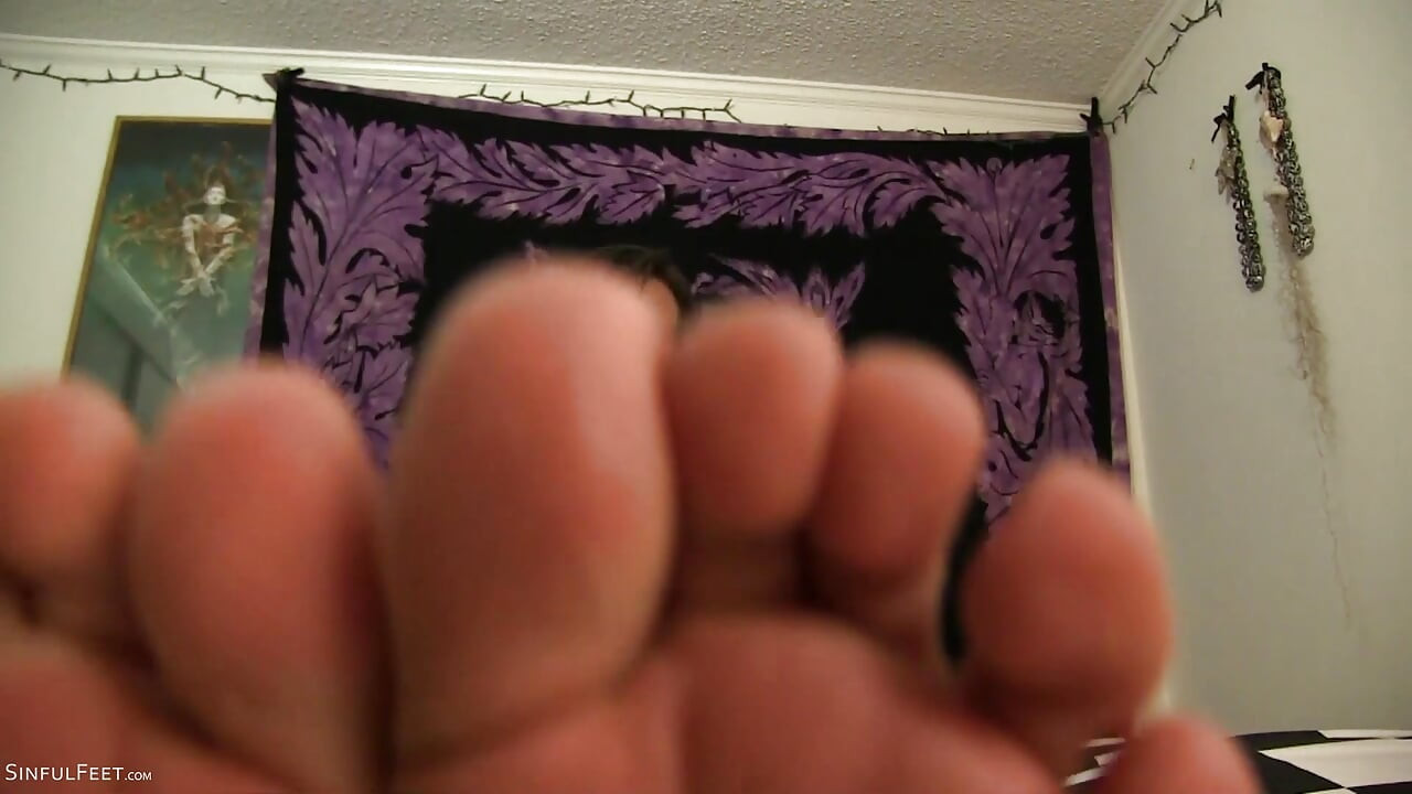 Adore-moi avec Sinn Sage