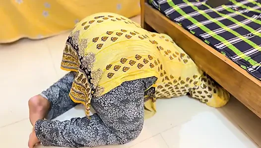 Marriage Al'ab Dhat Almuakhrat Alkabirat Walshawniat Ealiqat Taht Alsarir Walan Turid Mumarasat Aljins