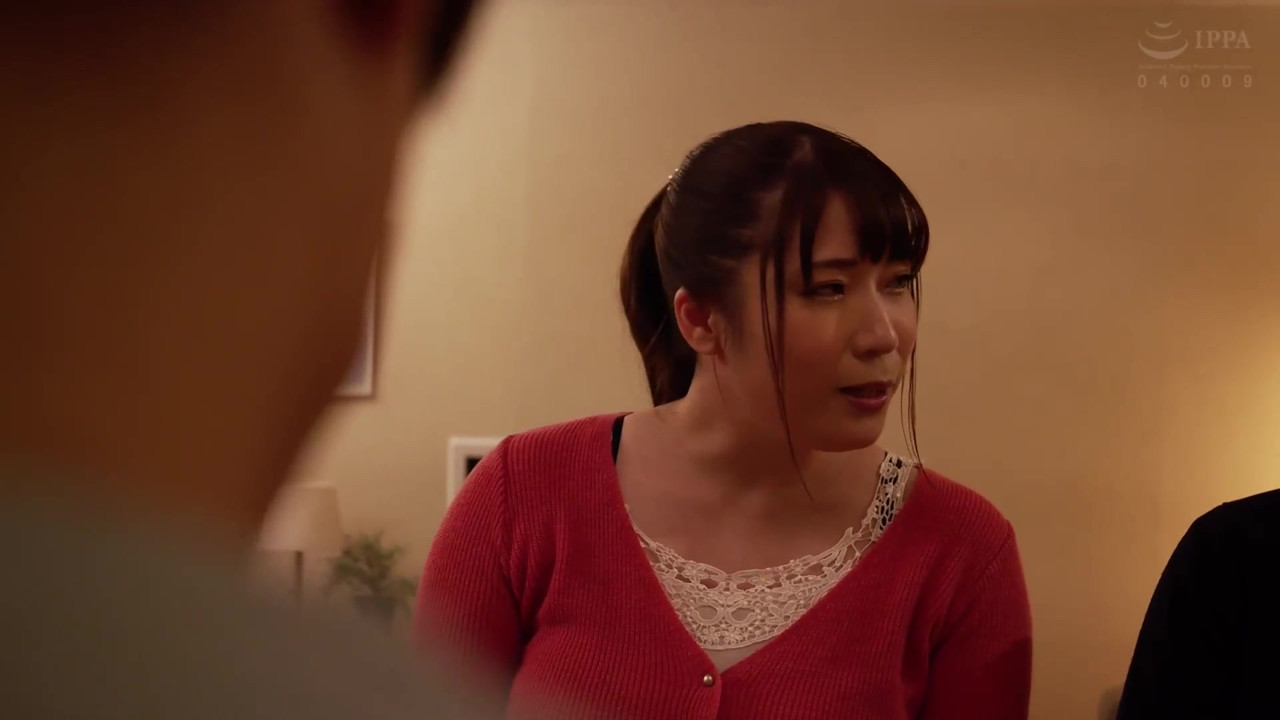 隣人のエステ師に性感開発され寝取られてしまったうちのJカップ美爆乳むっちり潮吹き妻