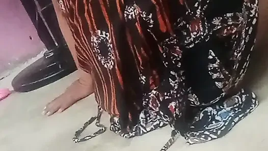 Mother-in-law's behavior at home video .mp4