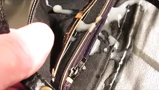 Cum üzerinde gf handbag2
