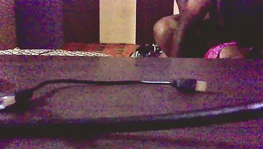 Hintli çift odada seks yapıyor