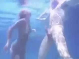 젖은 꿈 - 수중 후장.