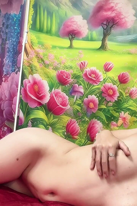 Laying There Show Sexy Ass Beautifull