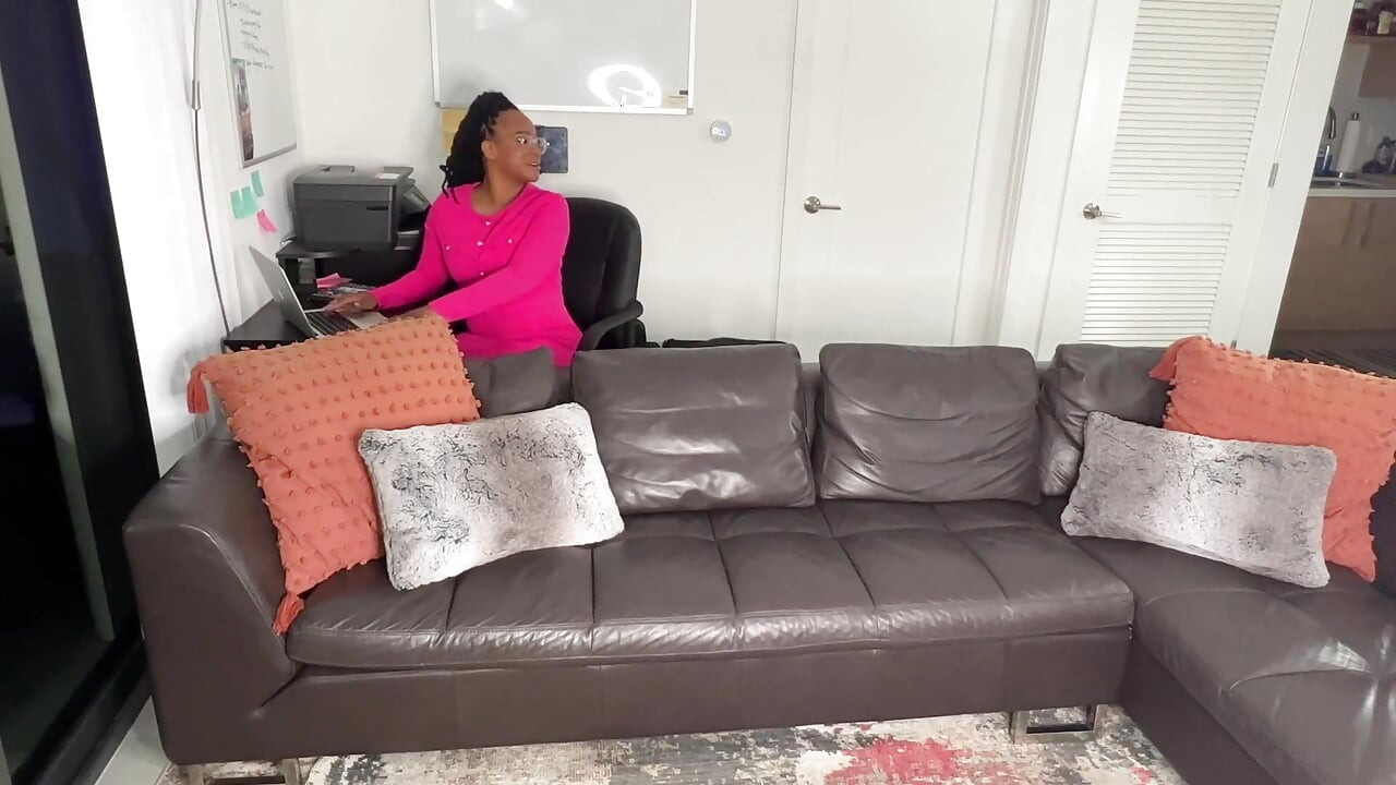 BBC and Hott Wife Fuck Their Ebony Sex Therapist