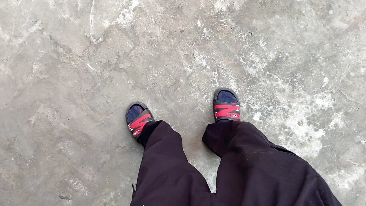 I sing at the Wedding, Seeing Such a Big Mess, My Mind Was Lost, I Came Home and Shook the Land.