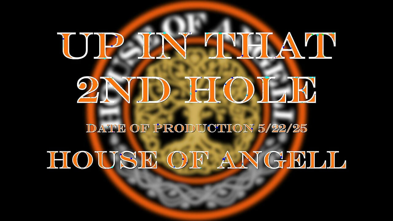 Up in That 2nd Hole