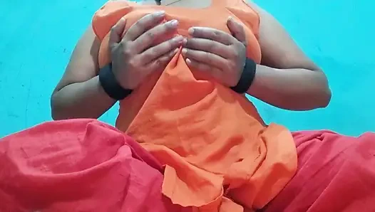 Tatlı ve güzel Bangla kız genç kız büyük süt