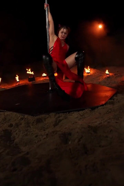 Blaze in Hell, Witch!
