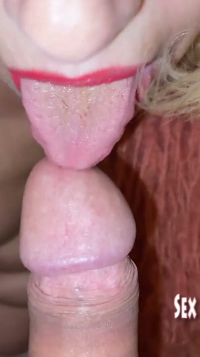 The blonde. Swallows deeply. Cumming from anal. Impromptu first person Clenotano. | Clip 1