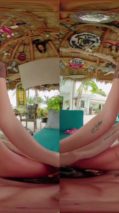 Sabah Havuz Kenarı İç Boşaltma - Virtual Real Porn | Bölüm 1