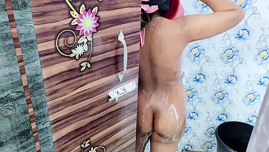 Bangladesi couple sex in the bathroom xxx video