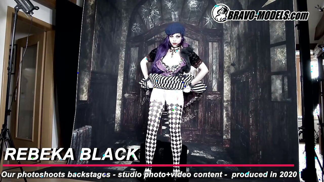 386-Backstage photoshoot Rebeka Black - Voksen