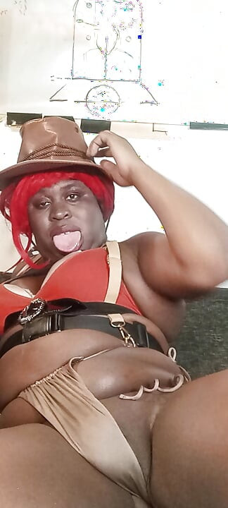 Anoniema Rose'sSlutschool Rodeo Cowgirl Uber slut