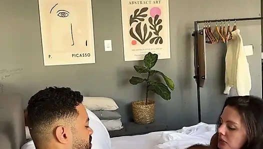 Ich wachte durstig nach seinem geschmack auf